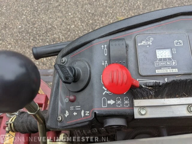 Zero turn zitmaaier met opvangbak toro, z master 8000, 74311te, bouwjaar 2017 - afbeelding 7 van  27