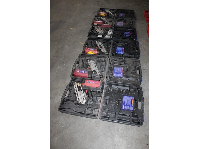 Zes accutackers body's powers trak-it w3 34cdh in koffer. - afbeelding 3 van  4