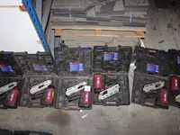 Zes accutackers body's powers trak-it w3 34cdh in koffer. - afbeelding 1 van  4