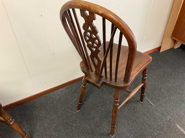 Zes antieke boerderijstoelen, engels - afbeelding 3 van  4