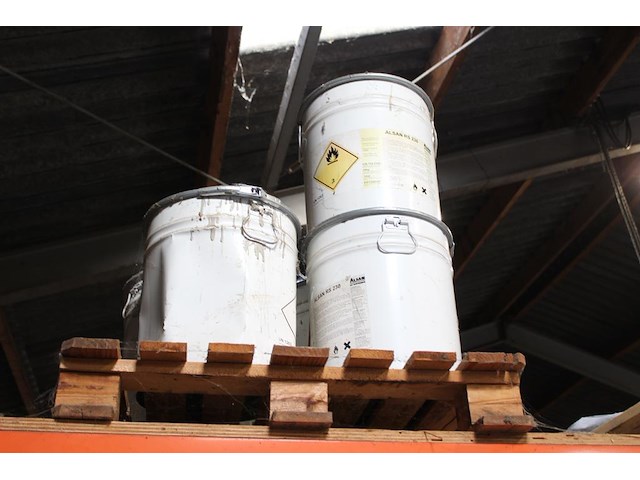 Zes blikken afdichtingshars alsan rs220. - afbeelding 1 van  1