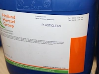 Zes deels aangebroken cans plasticlean. - afbeelding 2 van  2