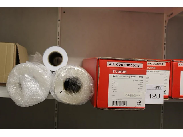 Zes deels aangebroken rollen fotopapier van onder andere canon breedte 432 en 610 mm. - afbeelding 1 van  5