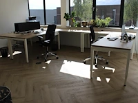 Zes in hoogte verstelbare werktafels. afmeting 180 x 80 - afbeelding 1 van  3