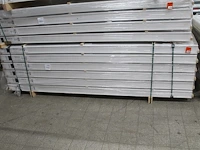 Zes linksdraaiende nieuwe binnendeuren 93 x 231.5 x 4 cm met kozijn. - afbeelding 1 van  3