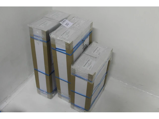 Chromebox asus cn60 met monitor lg 24 inch, toetsenbord en muis. - afbeelding 4 van  7