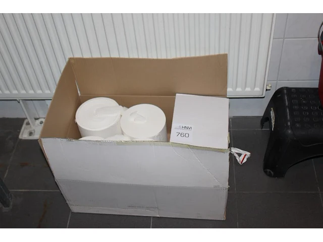 Zes rollen tissue papier - afbeelding 1 van  2