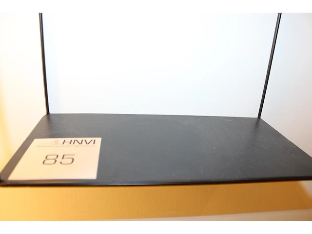 Zes wandraaddecoratie in diverse afmetingen waaronder 30 x 15 x 30 cm. - afbeelding 2 van  5