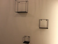 Zes wandraaddecoratie in diverse afmetingen waaronder 30 x 15 x 30 cm. - afbeelding 5 van  5