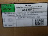 Zeskantige flensmoeren met kartels m10 - afbeelding 3 van  3