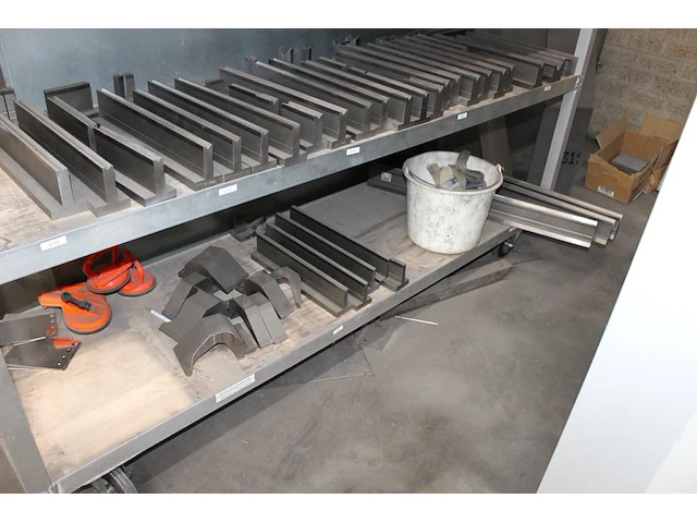 Zetbank durma ad-r 30220 met bedieningspaneel da 66t en diverse zetstukken. werkbreedte 3050 mm. perscapaci... - afbeelding 4 van  20