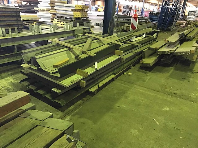 Zetwerk, damwand, stalen deur - afbeelding 1 van  7