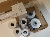 Zeven (deels aangebroken) rollen fotopapier rocket pe250 satin in diverse maten en uitvoeringen. - afbeelding 2 van  4