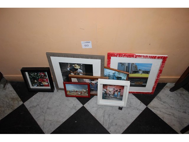 Zeven diverse prenten in lijst. - afbeelding 2 van  2