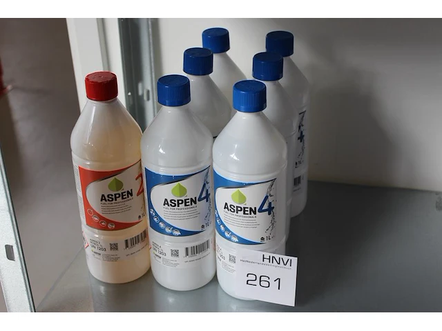 Zeven flessen aspen petrol 6x aspen4 1x aspen2 - afbeelding 1 van  2