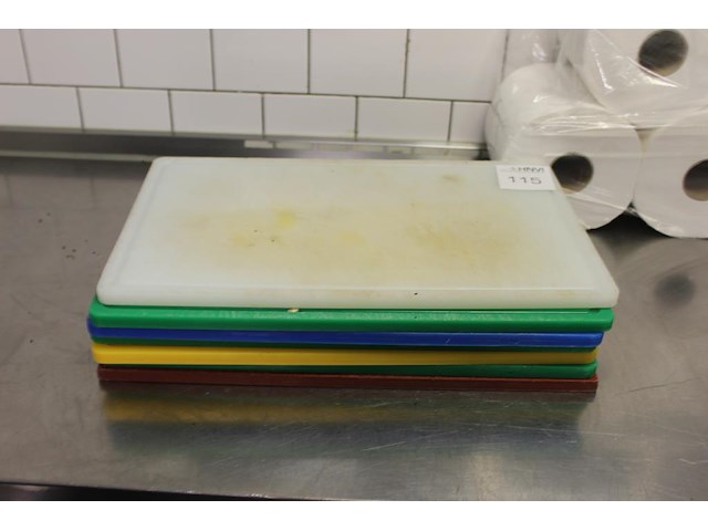 Zeven snijplanken. afmeting 53 x 32 cm. - afbeelding 1 van  2