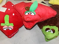 Zeven stuks fruity friendz. - afbeelding 3 van  4