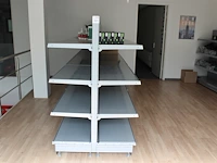 Zevendelige dubbelzijdige showroomstelling. afmeting per sectie 100 x 105 x 168 cm - afbeelding 1 van  3