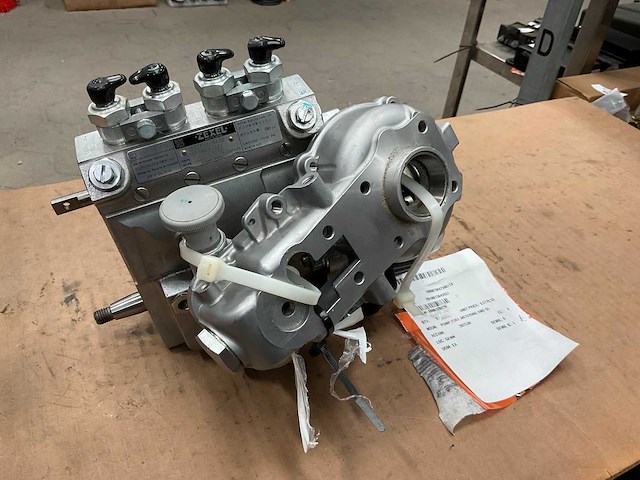 Zexel fuel injection pomp - afbeelding 1 van  8