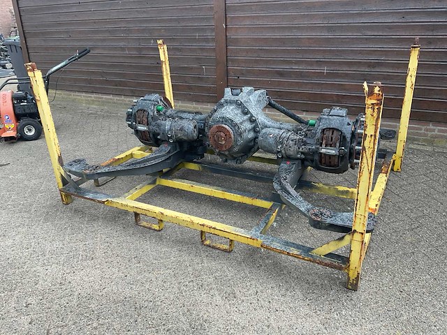 Zf a132 aandrijfas - afbeelding 1 van  12