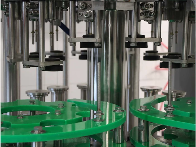 Zhangjiagang huanyu bcgf 16-12-6 rvs flessen afvulmachine (c) - afbeelding 14 van  16