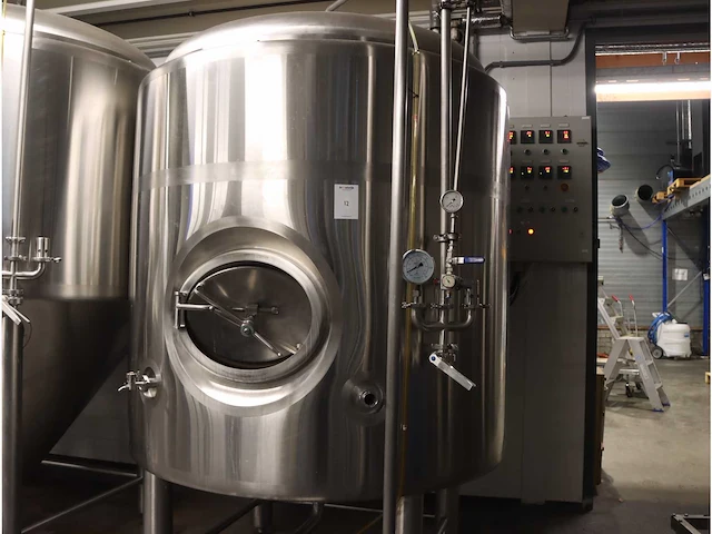 Zhangjiagang huanyu rvs biertank (c) - afbeelding 1 van  4