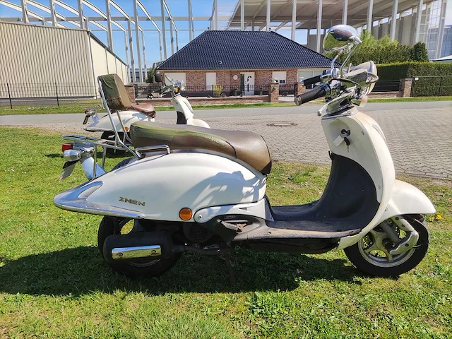 Zhen - scooter - afbeelding 9 van  12