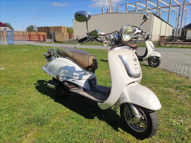 Zhen - scooter - afbeelding 10 van  12