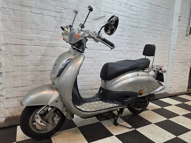 Zhongneng grande retro 25 km snorscooter 4takt - afbeelding 2 van  7