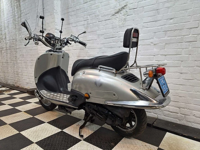 Zhongneng grande retro 25 km snorscooter 4takt - afbeelding 3 van  7