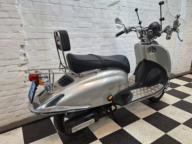 Zhongneng grande retro 25 km snorscooter 4takt - afbeelding 5 van  7