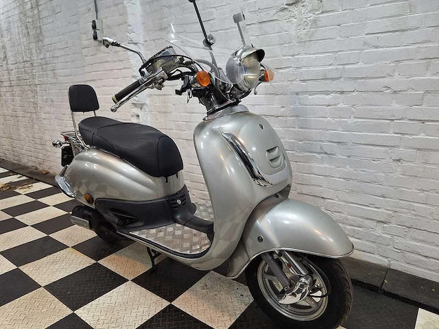 Zhongneng grande retro 25 km snorscooter 4takt - afbeelding 7 van  7