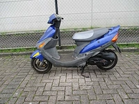Zhongyu - bromscooter - speedy zy50qt-7 - scooter - afbeelding 1 van  9
