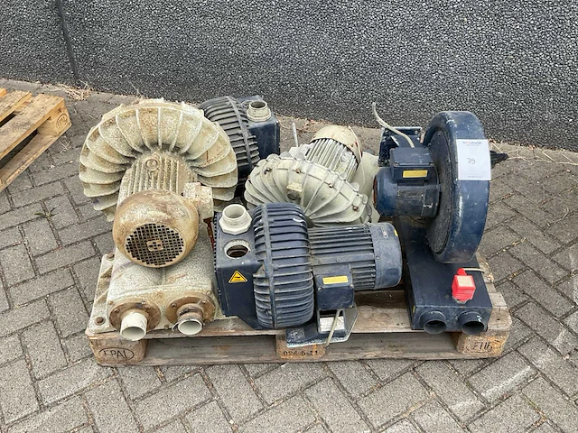 Zijkanaal ventilator divers (6x) - afbeelding 1 van  6