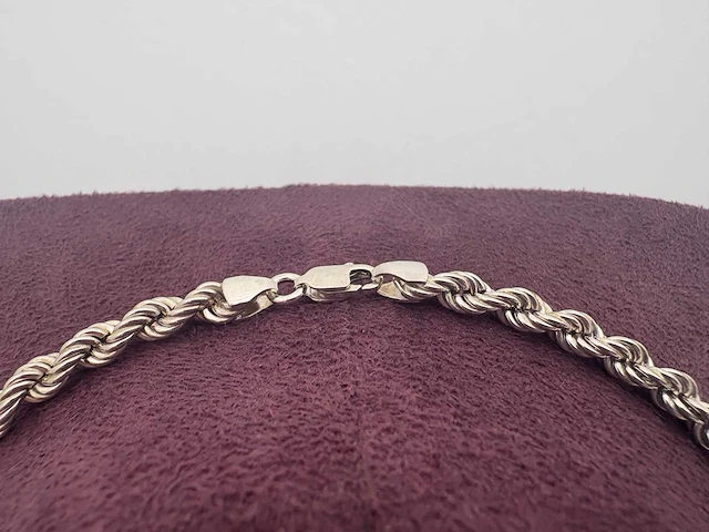 Zilveren collier (4x) - afbeelding 9 van  9