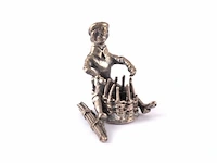 Zilveren miniatuur rietvlechter - afbeelding 1 van  4
