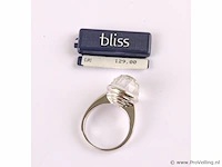 Zilveren ring met diamantje - afbeelding 8 van  11