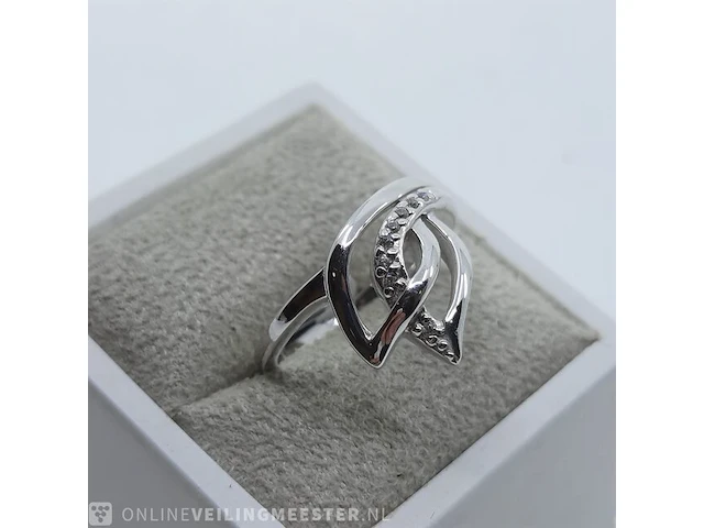 Zilveren ring met zirkonia - afbeelding 5 van  8