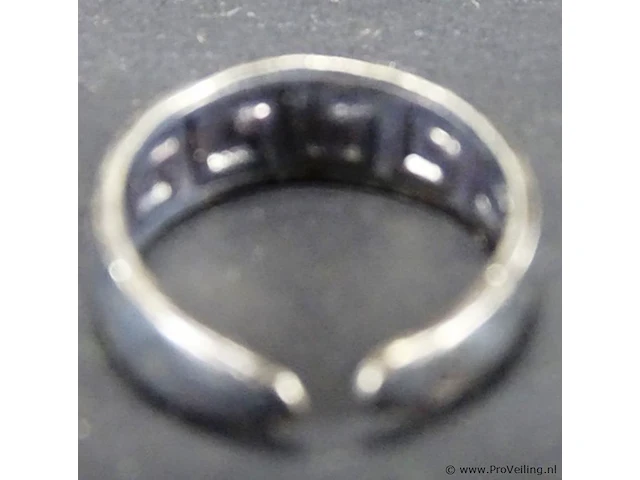 Zilveren?. ring - afbeelding 2 van  2