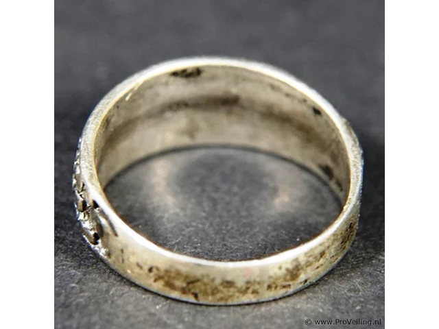 Zilveren? ring - afbeelding 2 van  3