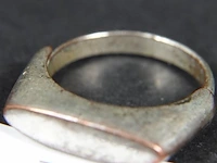 Zilveren? ring - afbeelding 1 van  3
