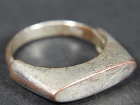 Zilveren? ring - afbeelding 2 van  3
