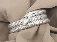 Zilveren serpent armband met groene oogjes - afbeelding 1 van  7