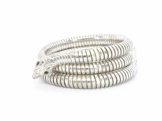 Zilveren serpent armband met groene oogjes - afbeelding 3 van  7