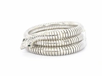 Zilveren serpent armband met groene oogjes - afbeelding 3 van  7