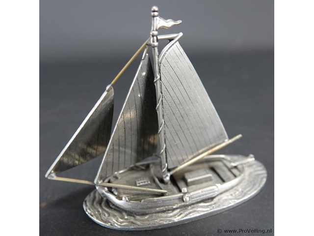 Zilvertinnen zeilboot - afbeelding 2 van  5