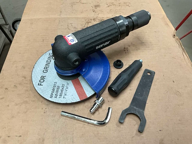 Zionair ag7x air angle grinder - afbeelding 1 van  4