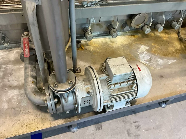 Zippel - rema-k1-250-2lb - industriële wasinstallatie inclusief 2 waskorven+onderstel - afbeelding 2 van  15