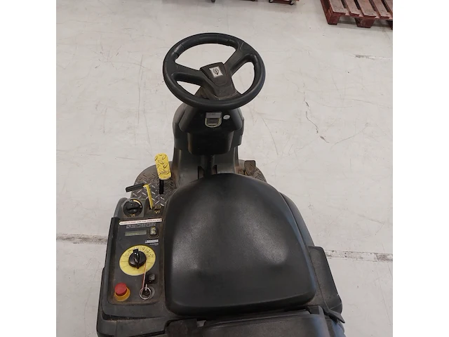 Zit schrob-/zuigmachine 65cm accu kärcher, b90r, bouwjaar 2010 - afbeelding 8 van  24