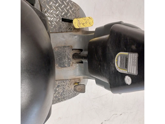 Zit schrob-/zuigmachine 65cm accu kärcher, b90r, bouwjaar 2010 - afbeelding 10 van  24